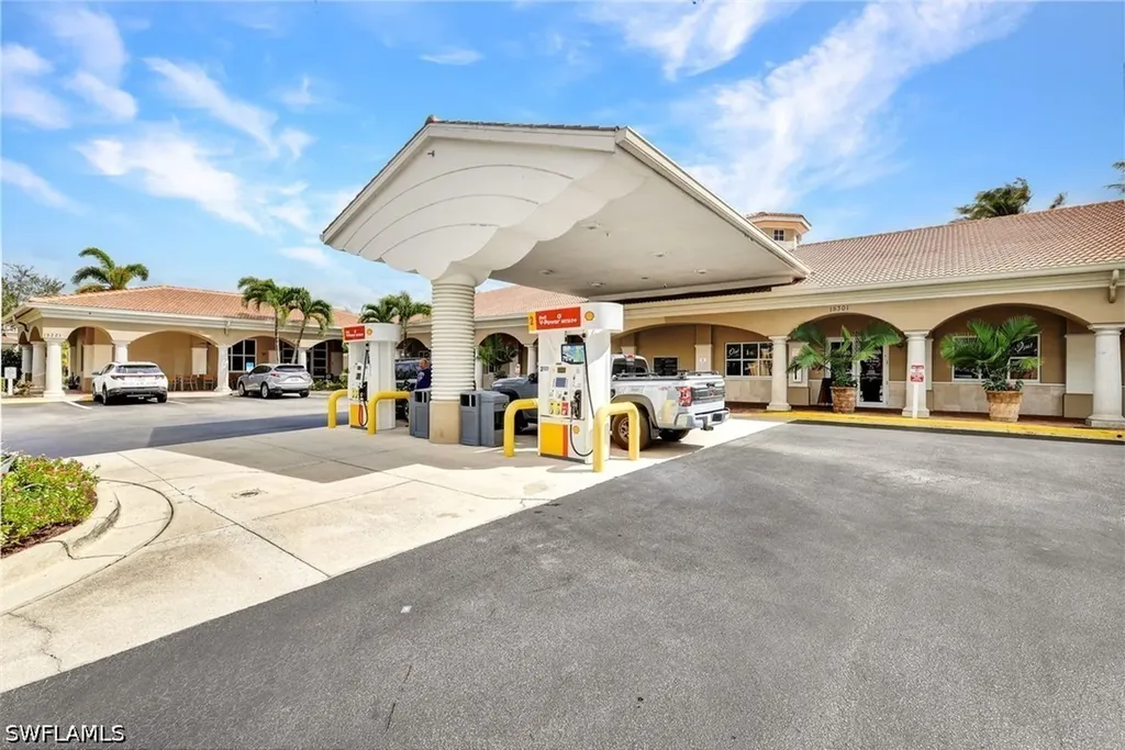 28729 Xenon Way Bonita Springs FL 34135