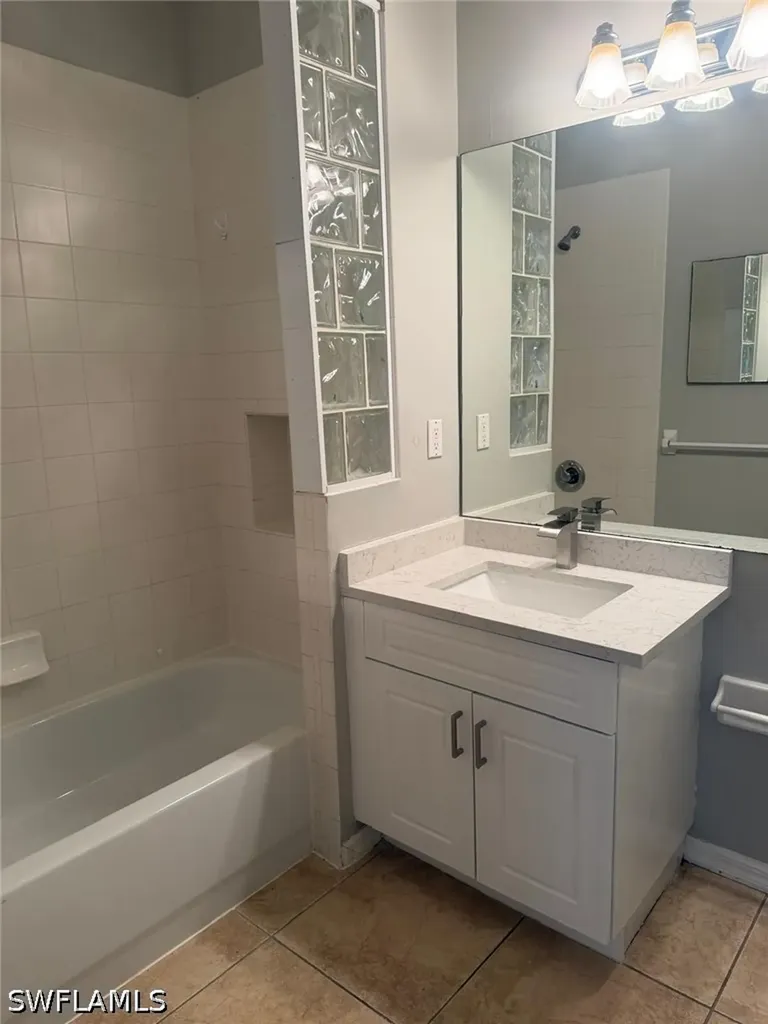 7350 Bristol Circle Naples FL 34120