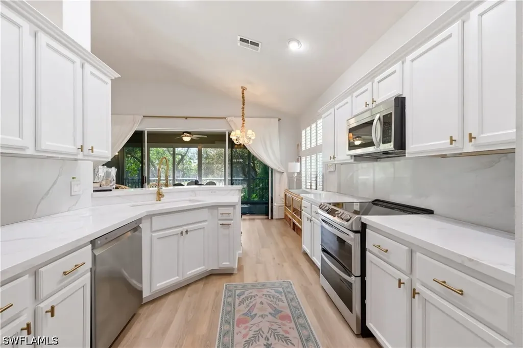 7131 Blue Juniper Court Naples FL 34109