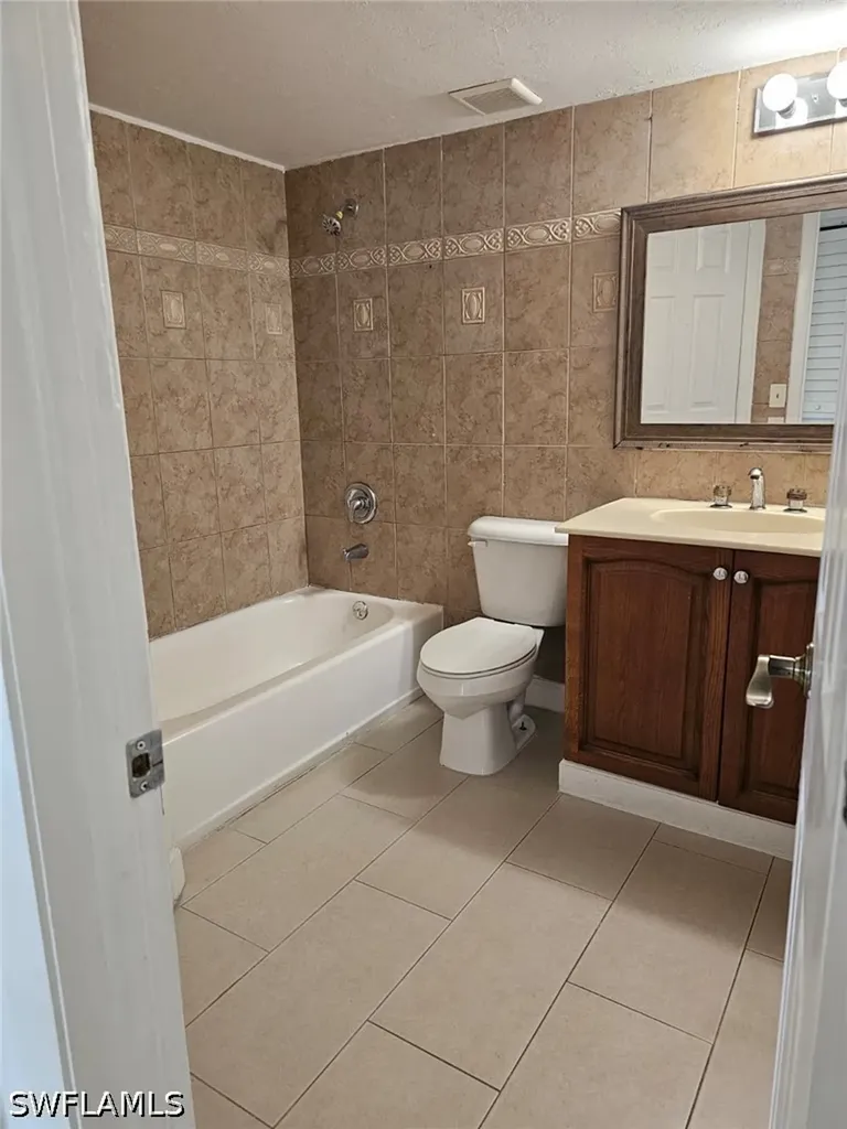 108 Santa Clara Drive Naples FL 34104