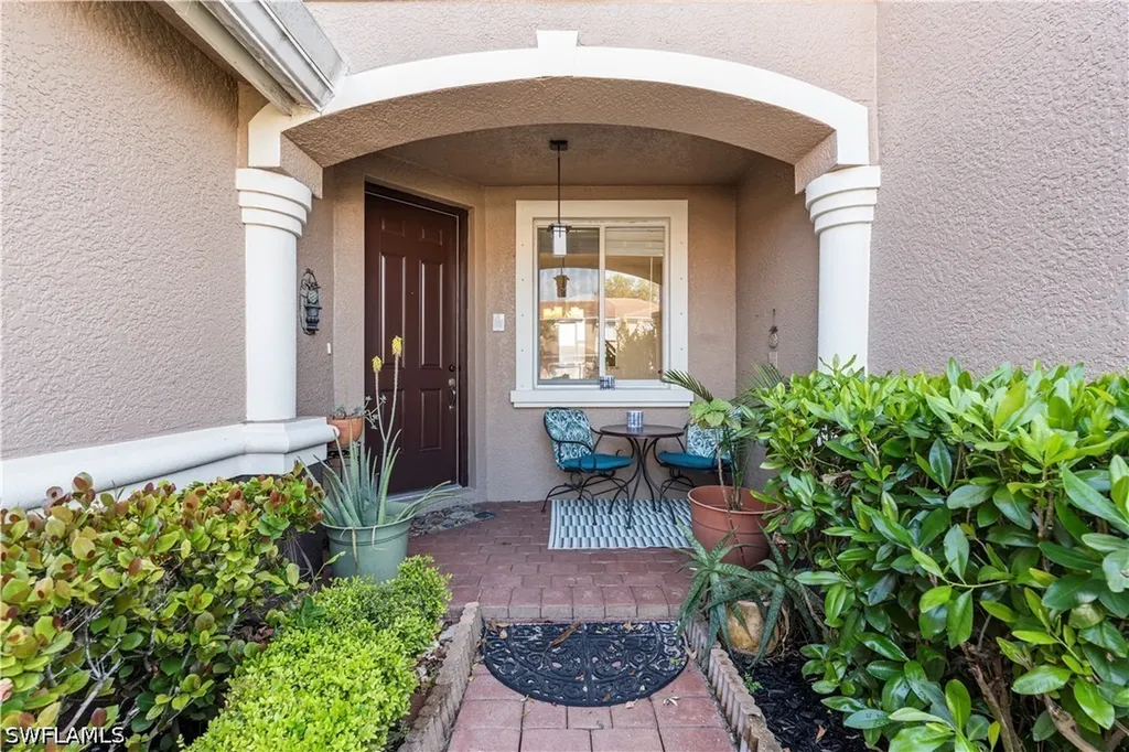 9808 Roundstone Circle Fort Myers FL 33967
