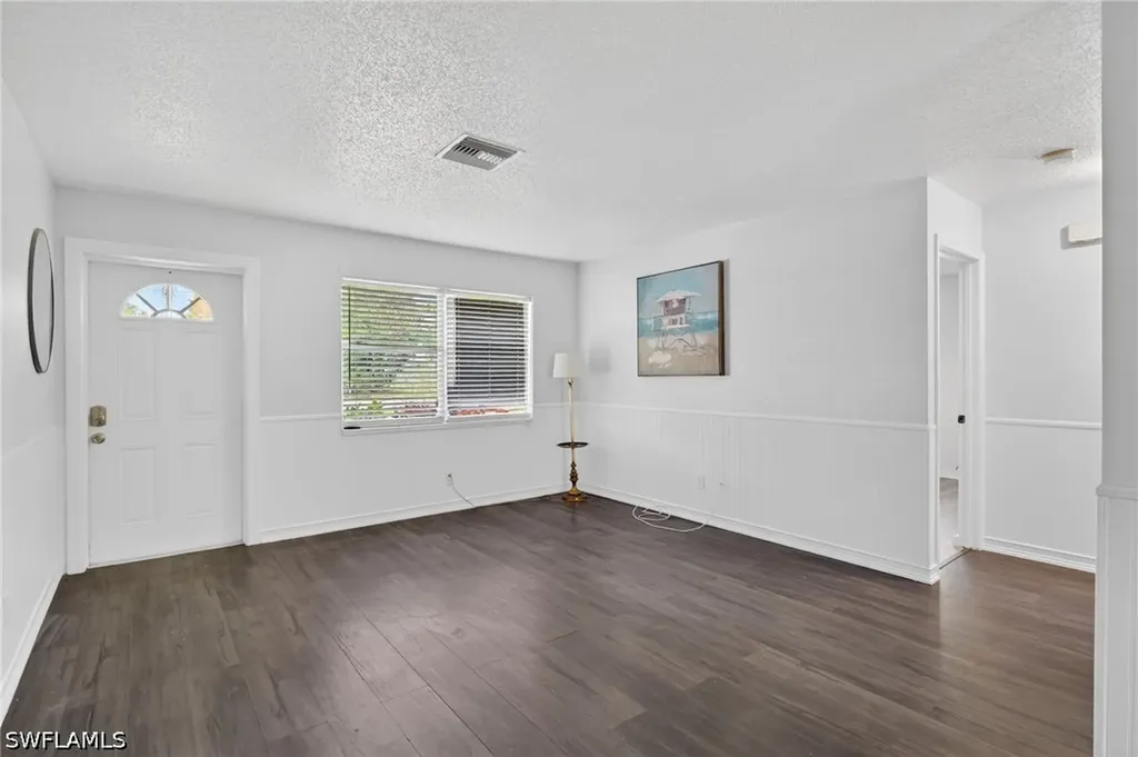 1934 Flamingo Drive North Fort Myers FL 33917