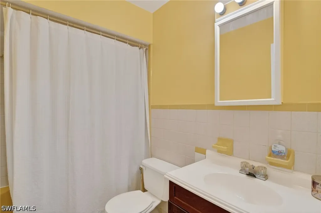 1934 Flamingo Drive North Fort Myers FL 33917