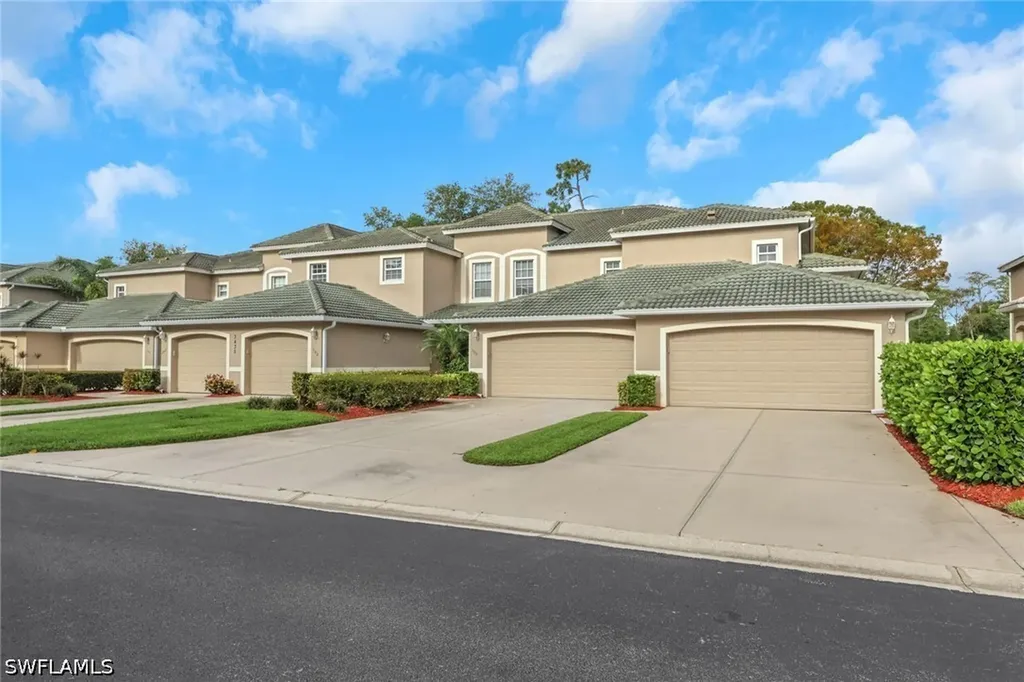 3435 Laurel Greens Lane S Naples FL 34119