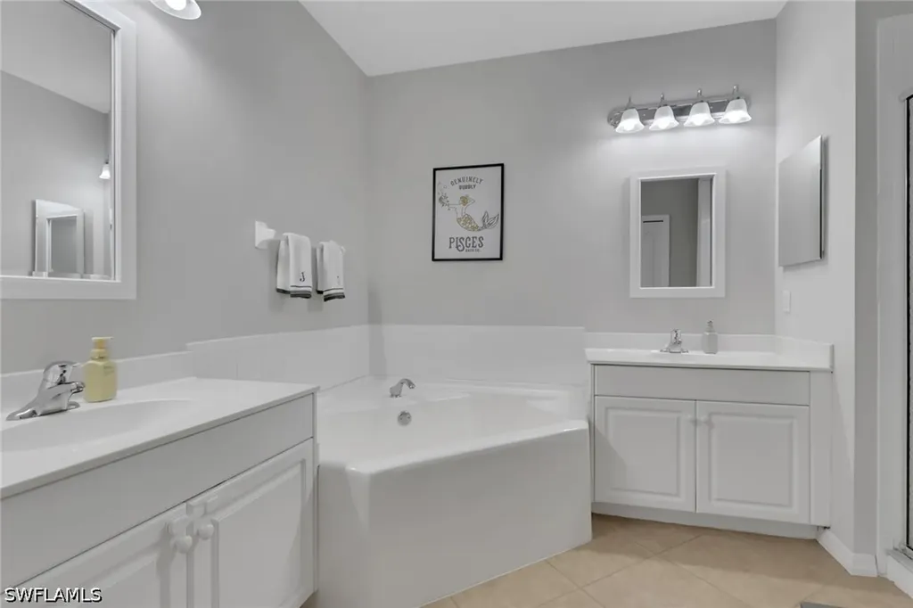 3435 Laurel Greens Lane S Naples FL 34119