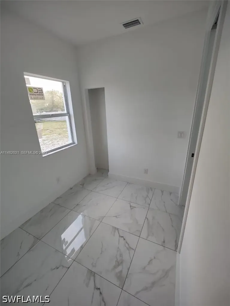 716 NW 37th Avenue Cape Coral FL 33993