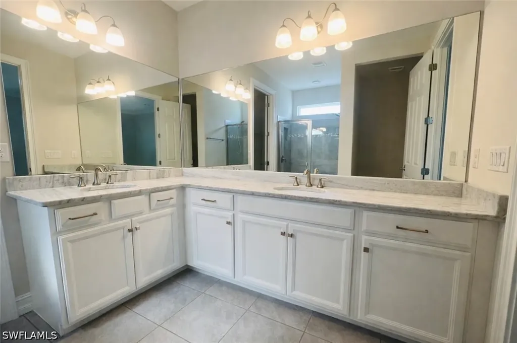 28442 Captiva Shell Loop Bonita Springs FL 34135