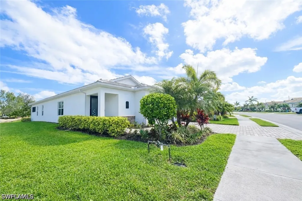 28442 Captiva Shell Loop Bonita Springs FL 34135