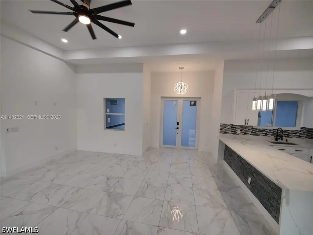 716 NW 37th Avenue Cape Coral FL 33993