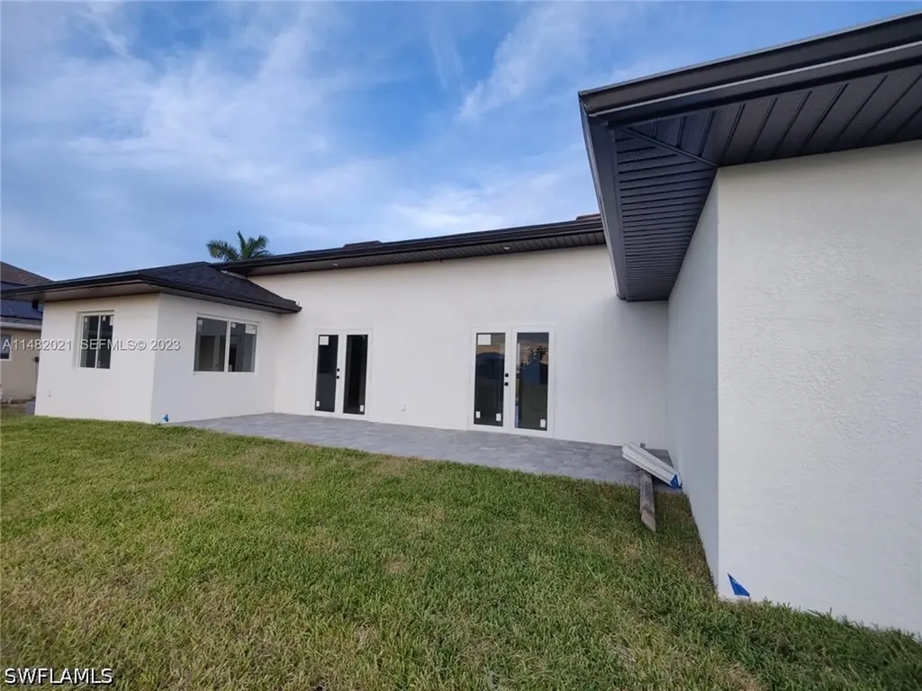 716 NW 37th Avenue Cape Coral FL 33993
