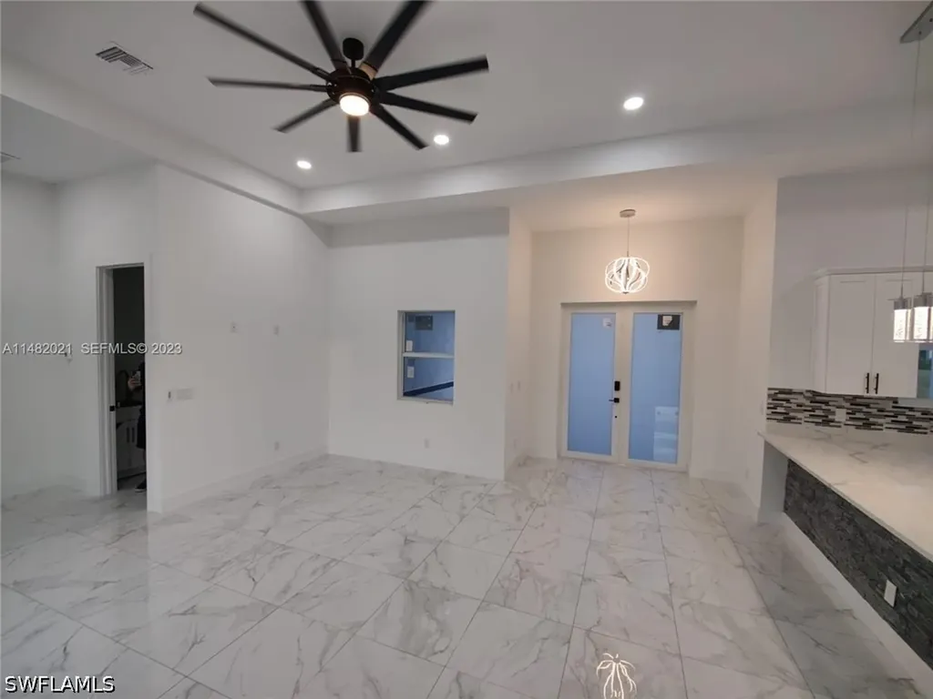 716 NW 37th Avenue Cape Coral FL 33993