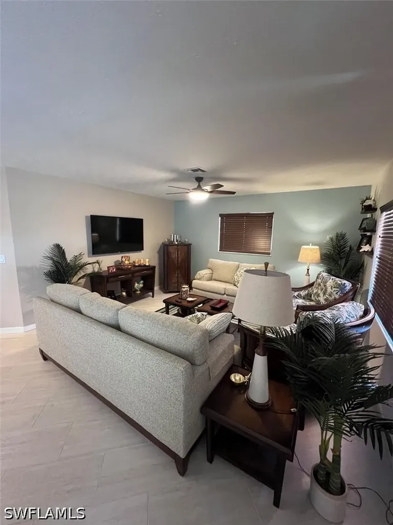 1535 Chesapeake Avenue Naples FL 34102