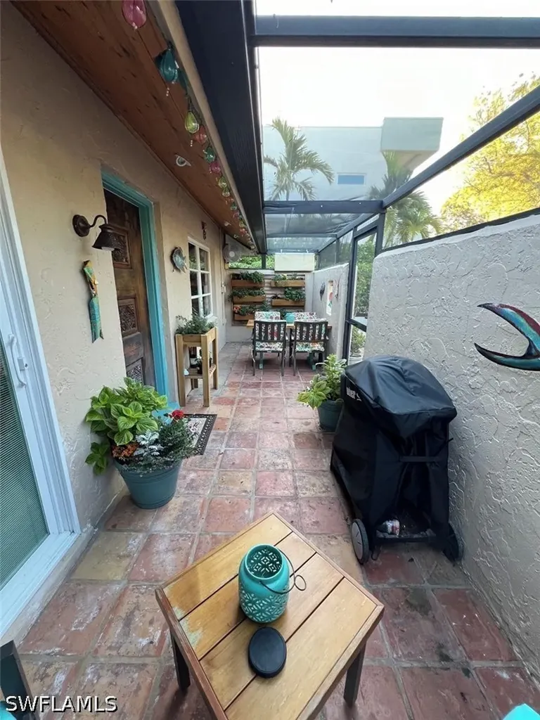 1535 Chesapeake Avenue Naples FL 34102