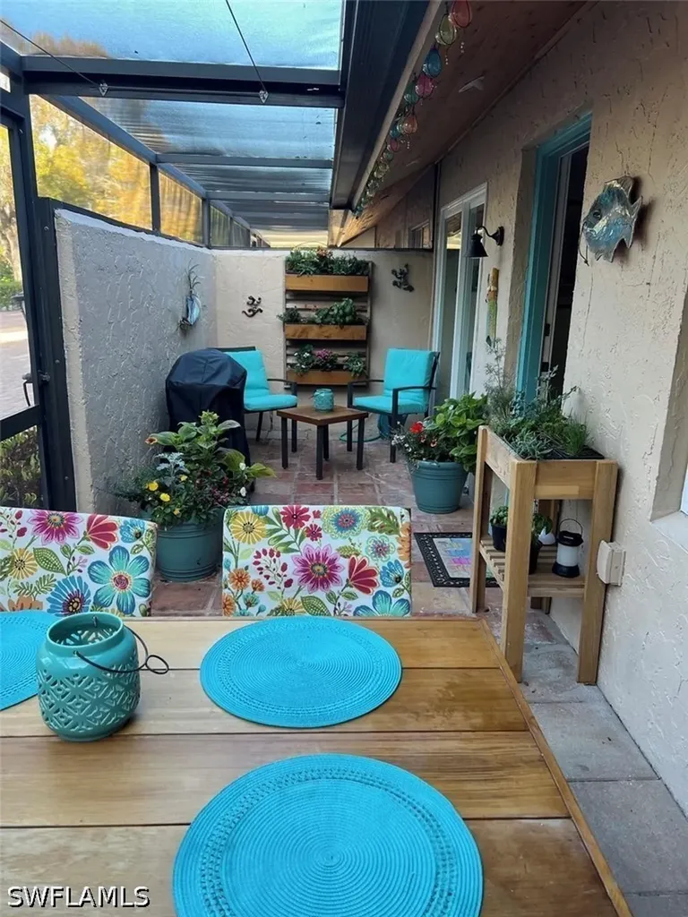 1535 Chesapeake Avenue Naples FL 34102
