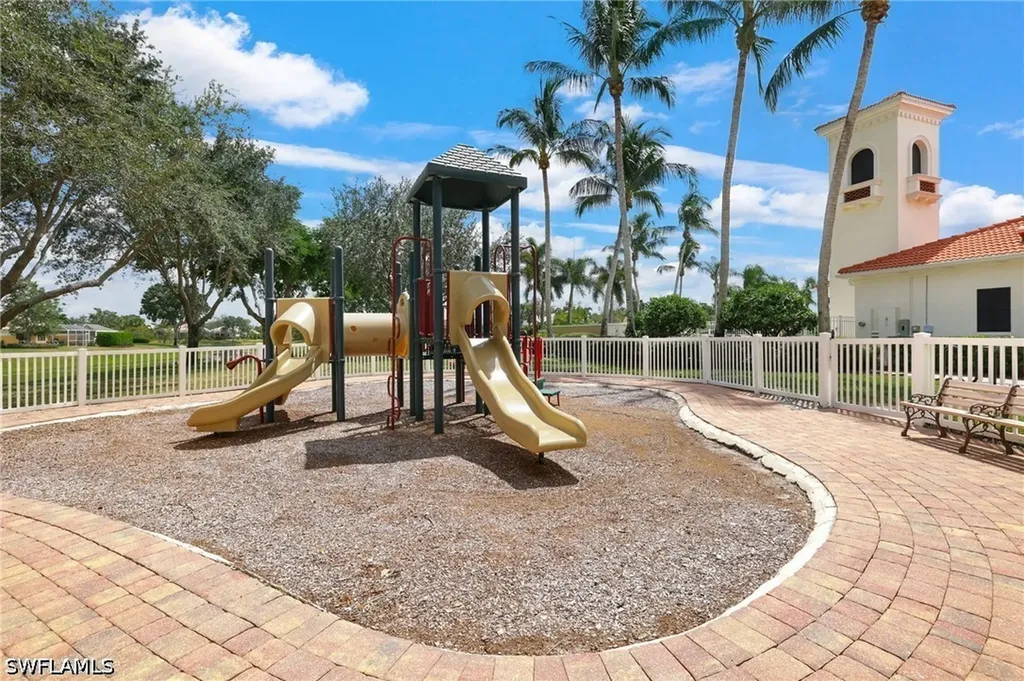 28564 Alessandria Circle Bonita Springs FL 34135