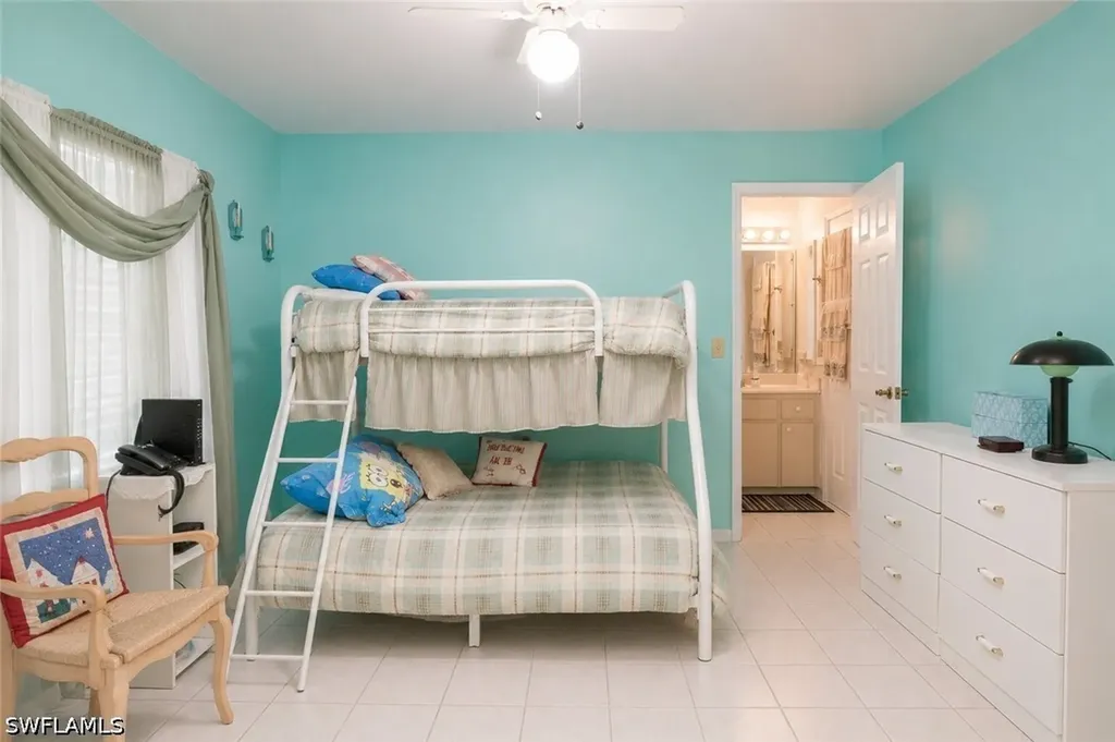 808 96th Avenue N Naples FL 34108