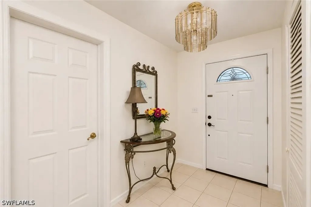 808 96th Avenue N Naples FL 34108