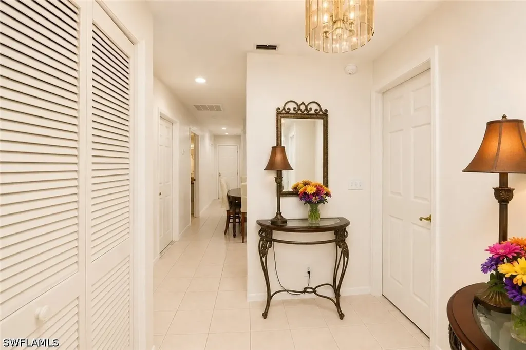 808 96th Avenue N Naples FL 34108