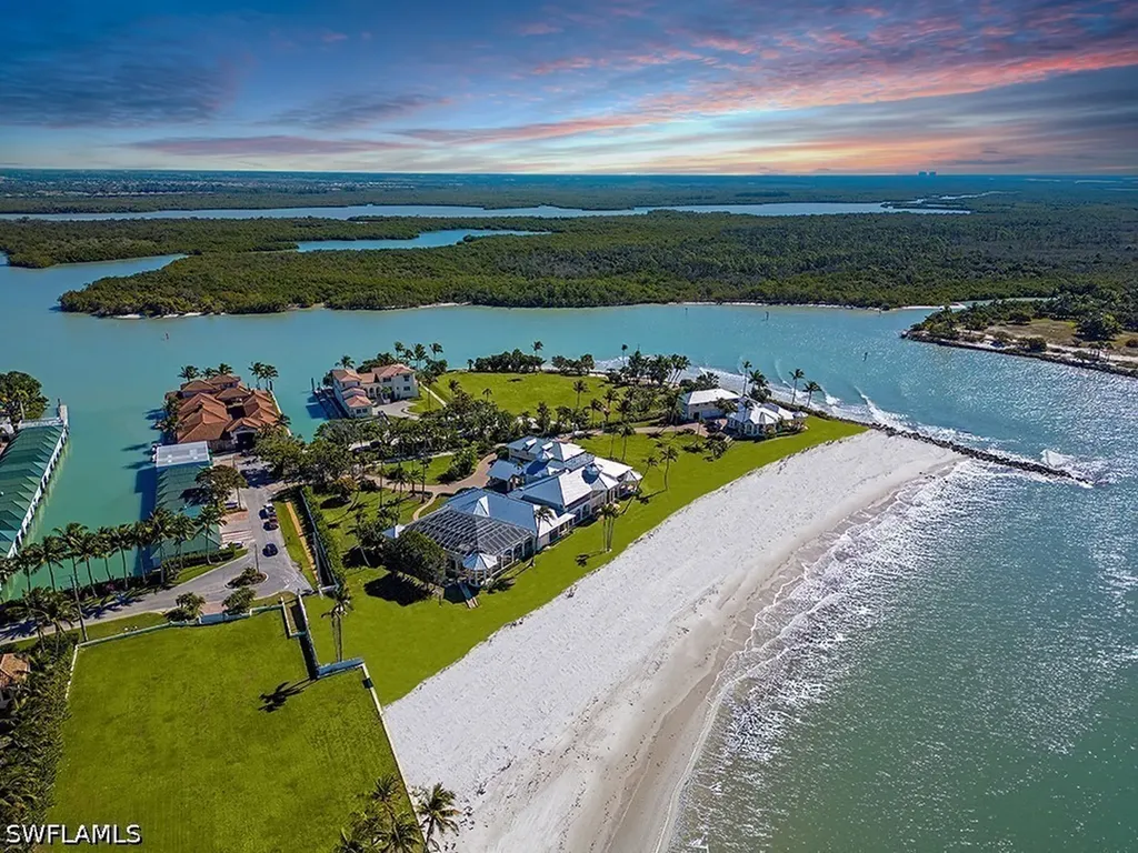 100 & 104 Bay Road Naples FL 34102
