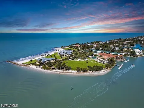 100 & 104 Bay Road Naples FL 34102