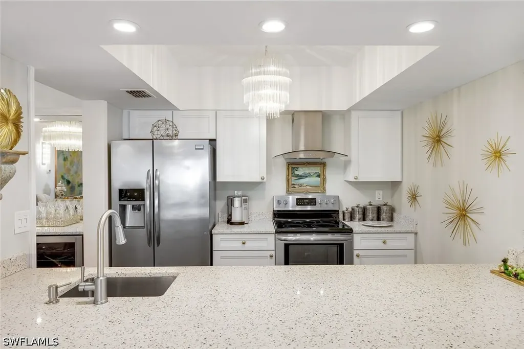 5817 Glencove Drive Naples FL 34108