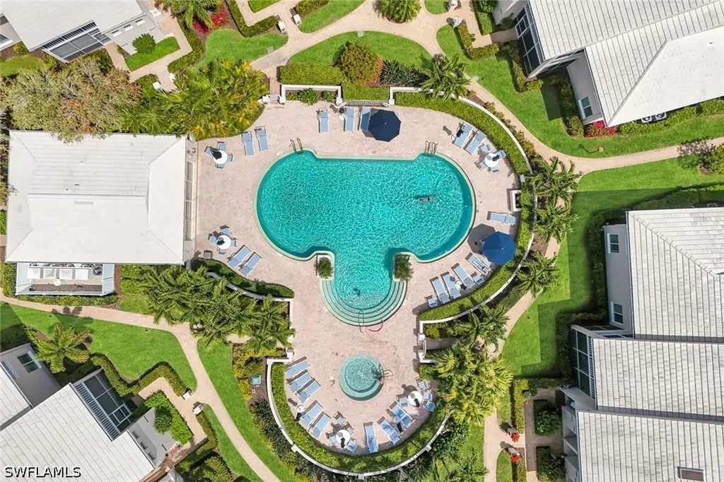5817 Glencove Drive Naples FL 34108