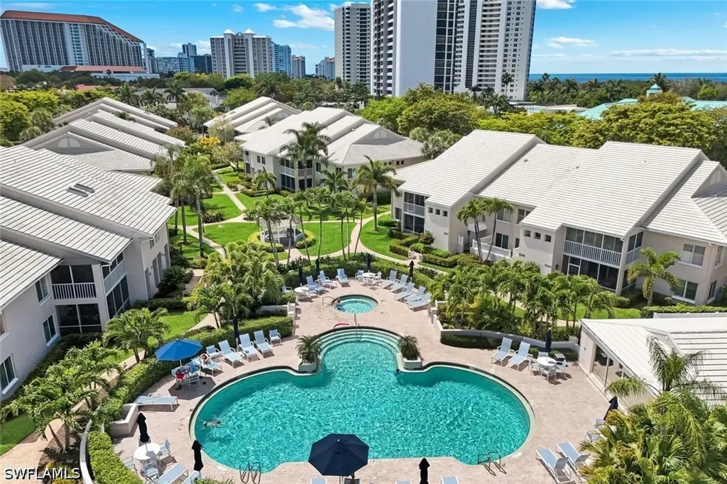 5817 Glencove Drive Naples FL 34108