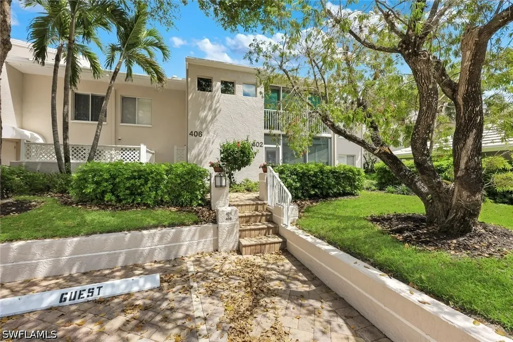 5817 Glencove Drive Naples FL 34108