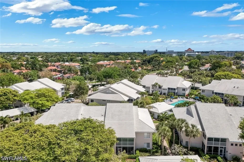 5817 Glencove Drive Naples FL 34108