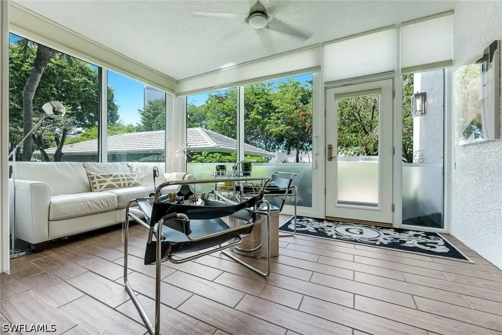 5817 Glencove Drive Naples FL 34108