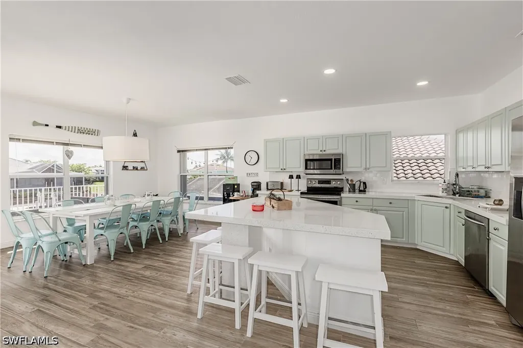 Marco Island FL, 1218 Treasure Court