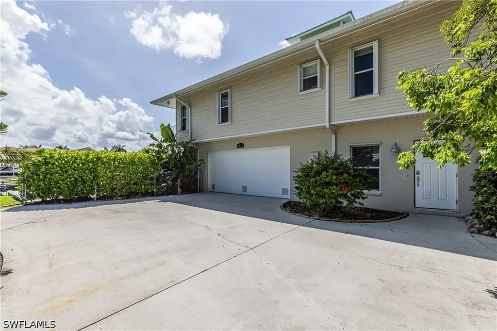 1218 Treasure Court Marco Island FL 34145