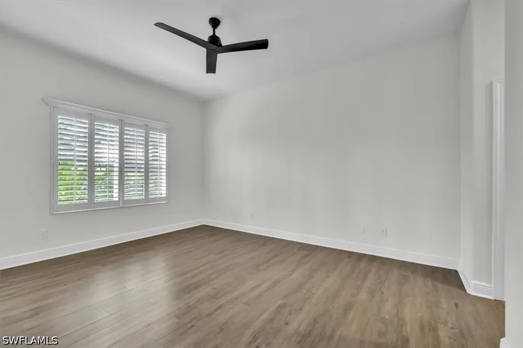 837 Vistana Circle Naples FL 34119