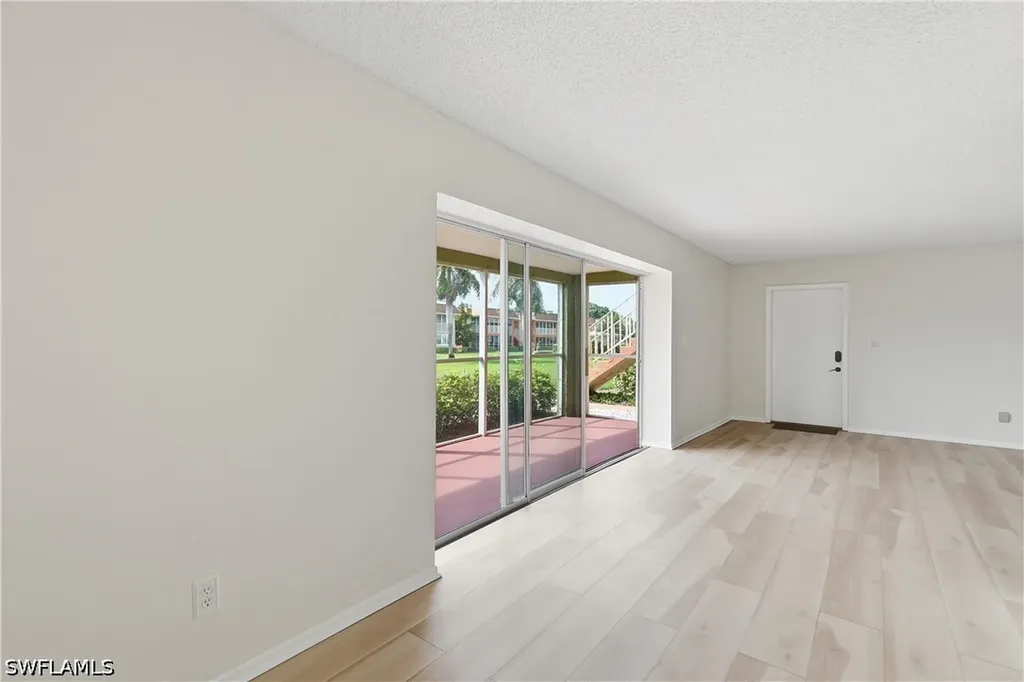 1400 Pompei Lane Naples FL 34103
