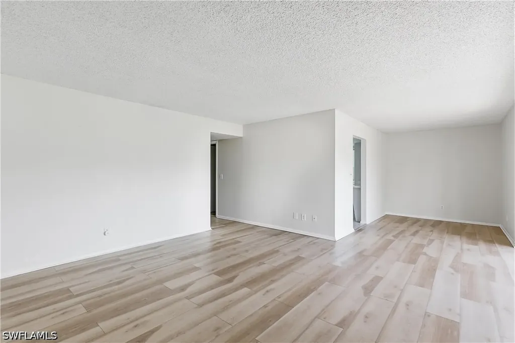 1400 Pompei Lane Naples FL 34103