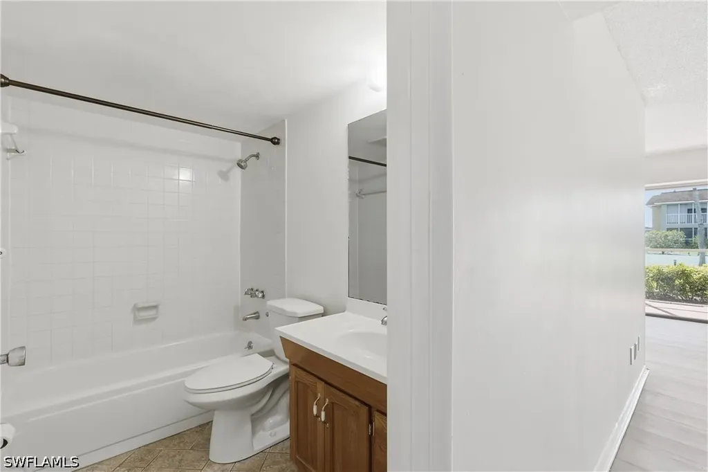1400 Pompei Lane Naples FL 34103
