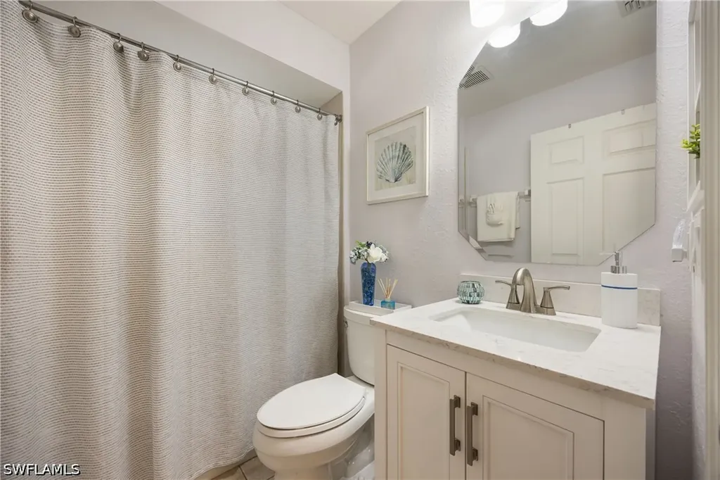 1131 NW 28th Place Cape Coral FL 33993
