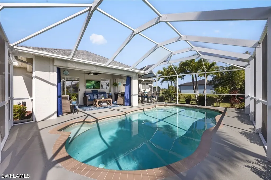 1131 NW 28th Place Cape Coral FL 33993
