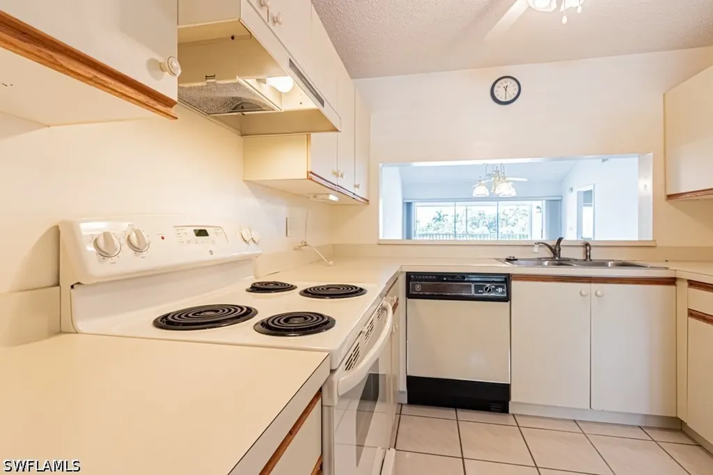 520 Augusta Boulevard Naples FL 34113