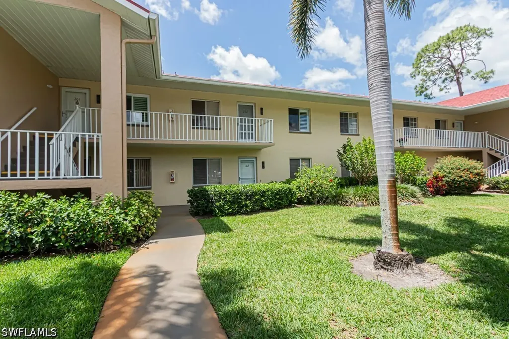 520 Augusta Boulevard Naples FL 34113