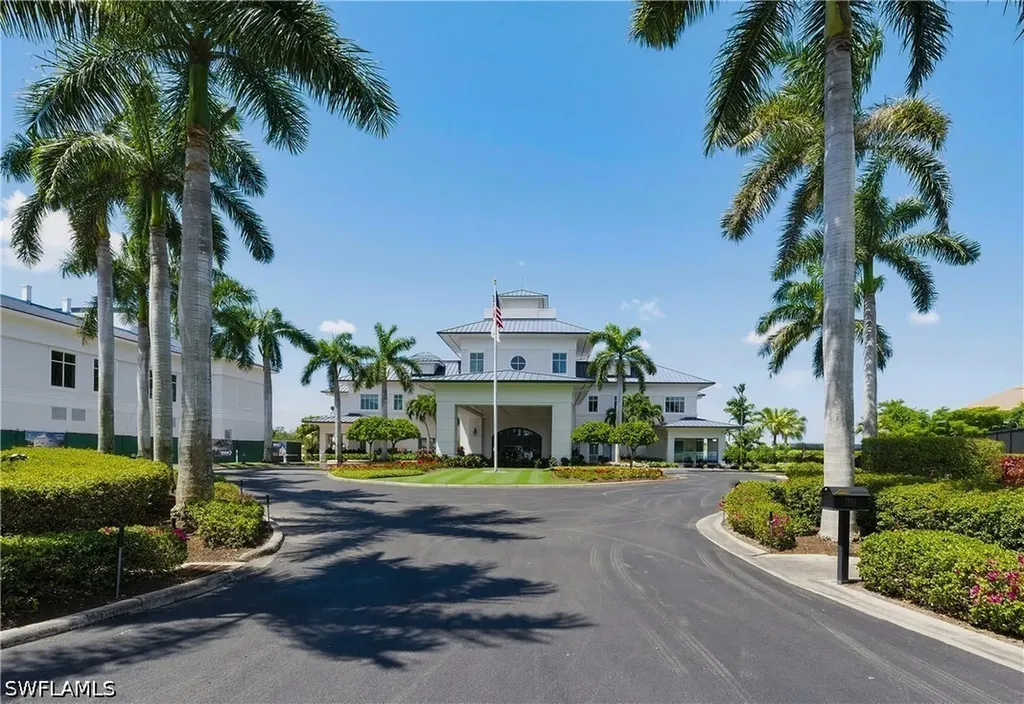 4451 Yacht Harbor Drive Naples FL 34112