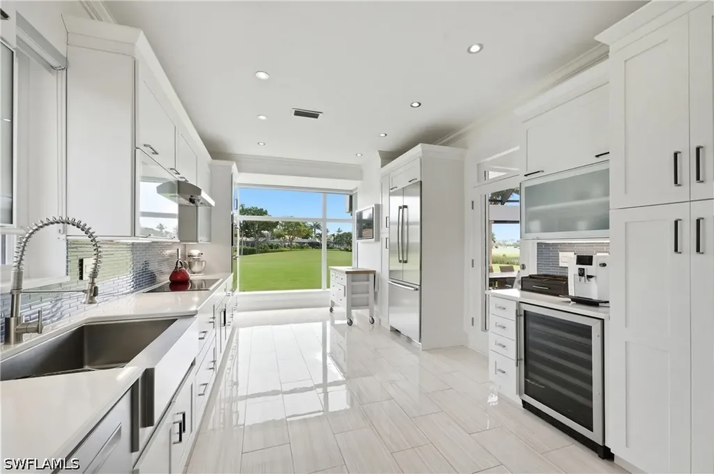 4451 Yacht Harbor Drive Naples FL 34112