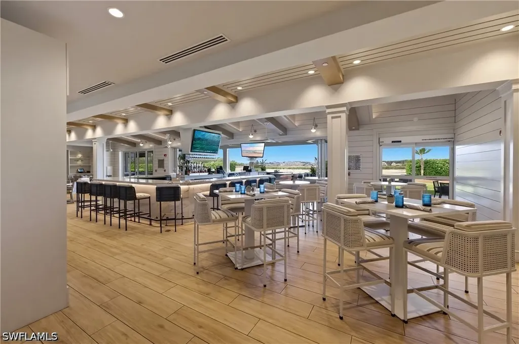 4451 Yacht Harbor Drive Naples FL 34112