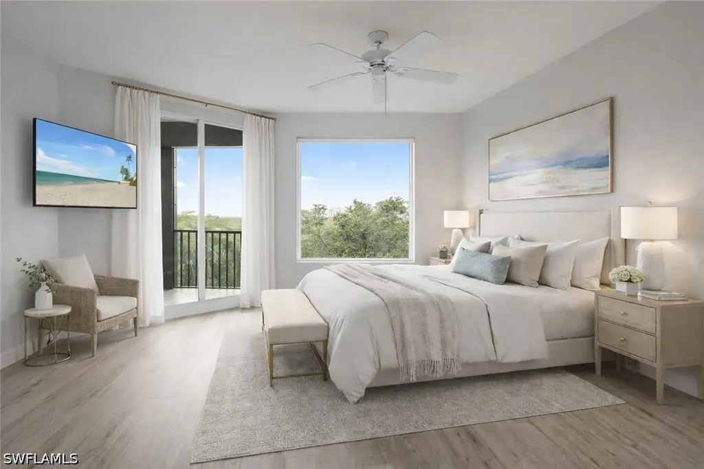 425 Cove Tower Drive Naples FL 34110