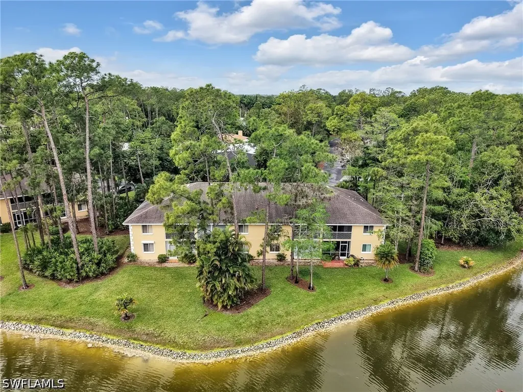 5780 Woodmere Lake Circle Naples FL 34112