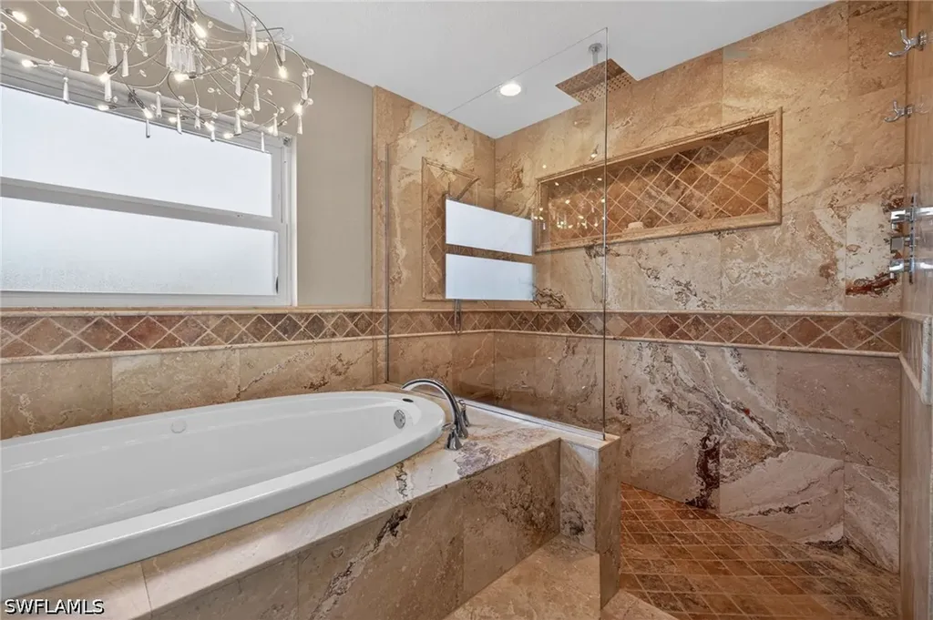 358 Morse Plaza Fort Myers FL 33905
