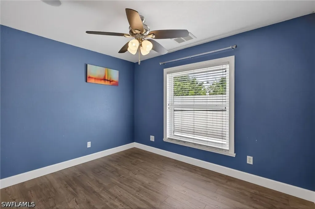 358 Morse Plaza Fort Myers FL 33905