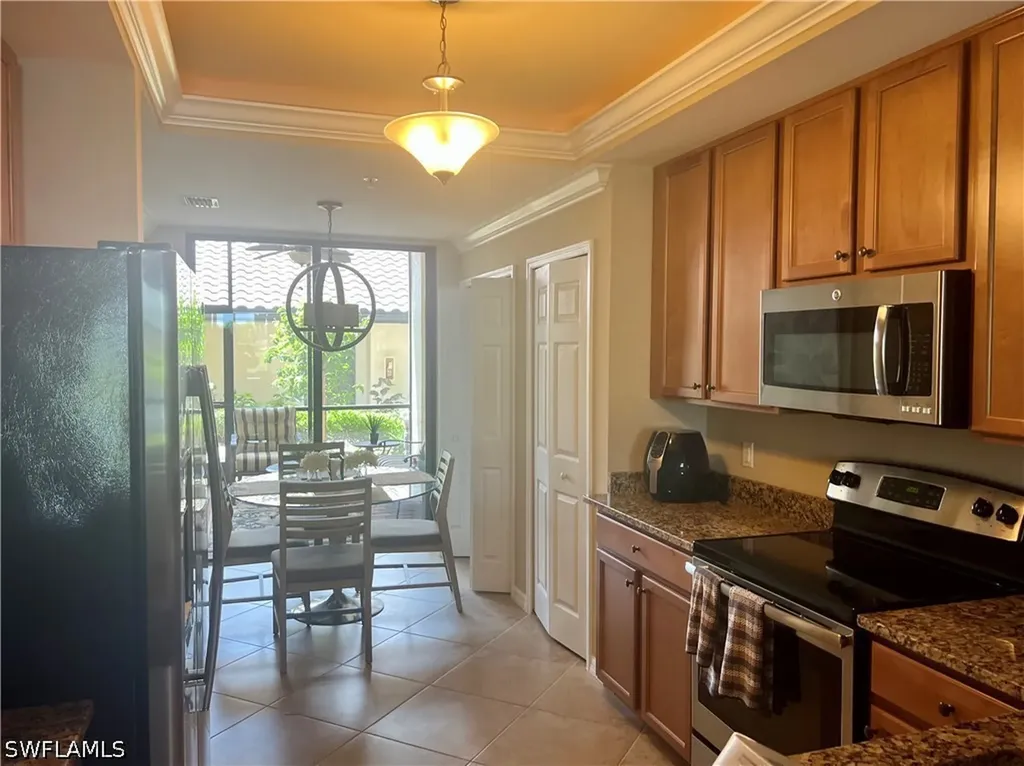 9509 Avellino Way Naples FL 34113