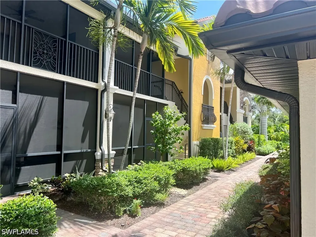 9509 Avellino Way Naples FL 34113