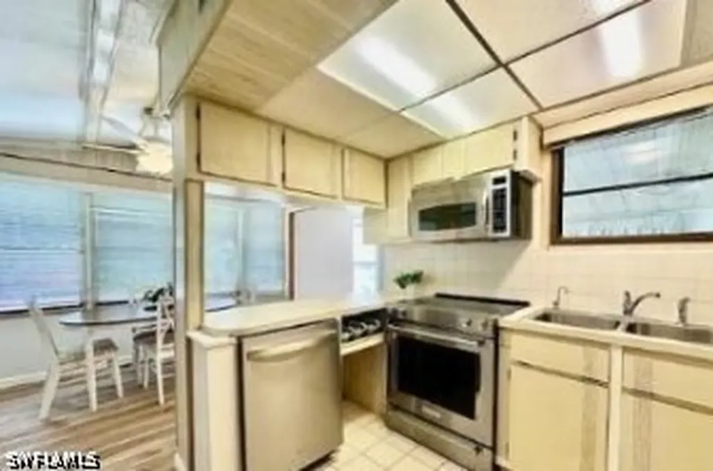5 Bass Lane Naples FL 34114